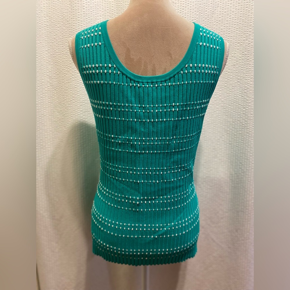 Don Caster Sleeveless Knit Top - Picture 7 of 7